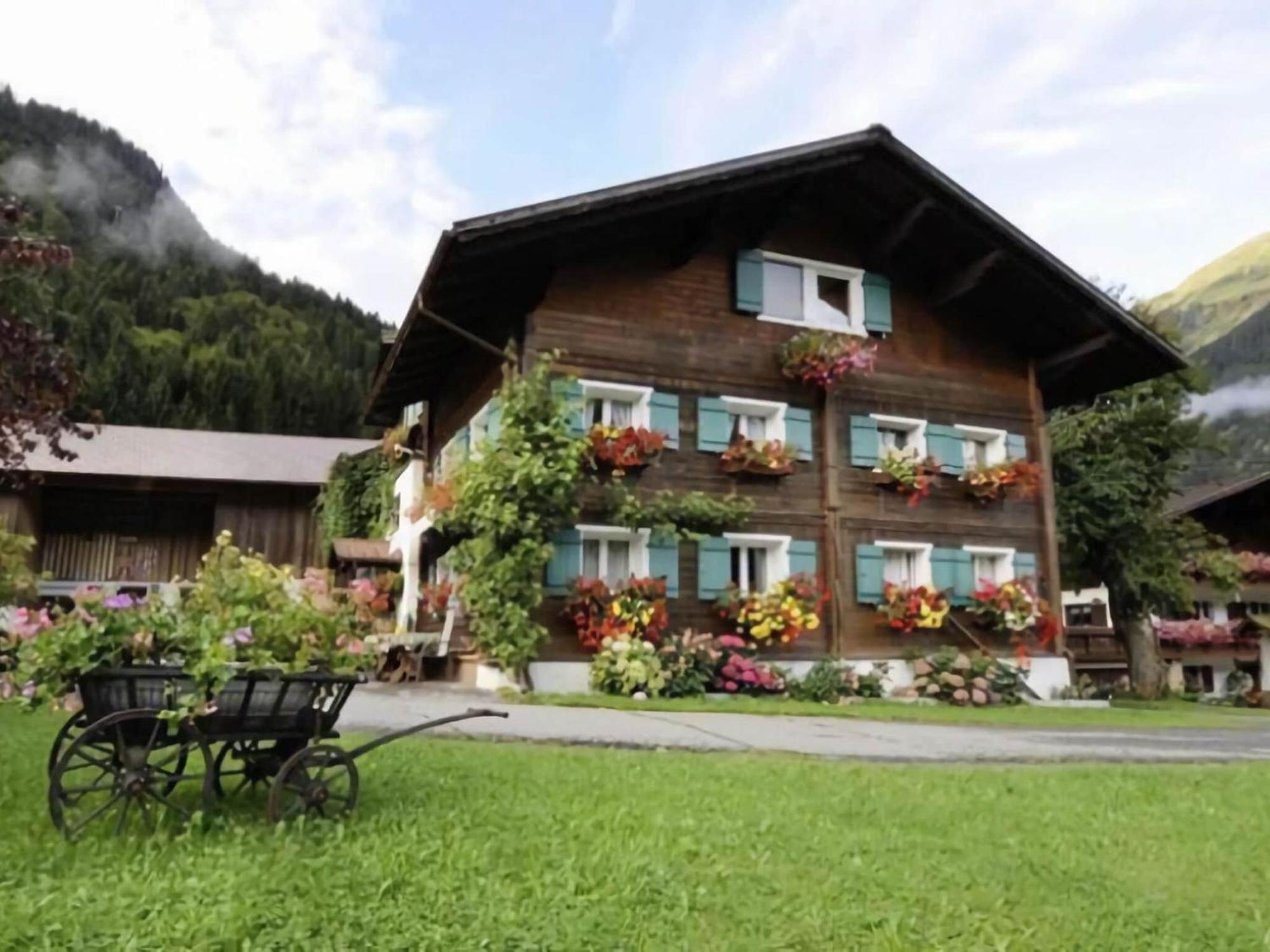 Comfortable Holiday Home With Garden In Voralberg Sankt Gallenkirch Kültér fotó